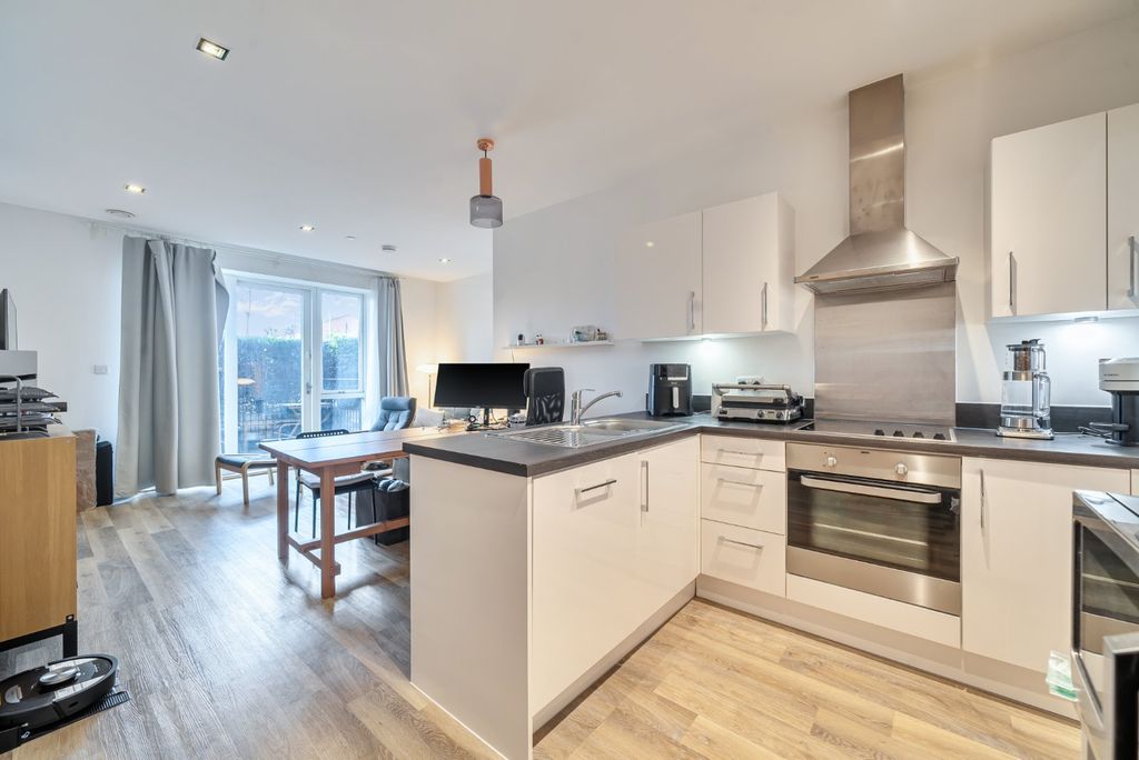 Property photo 2 of 10 Picture No. 09