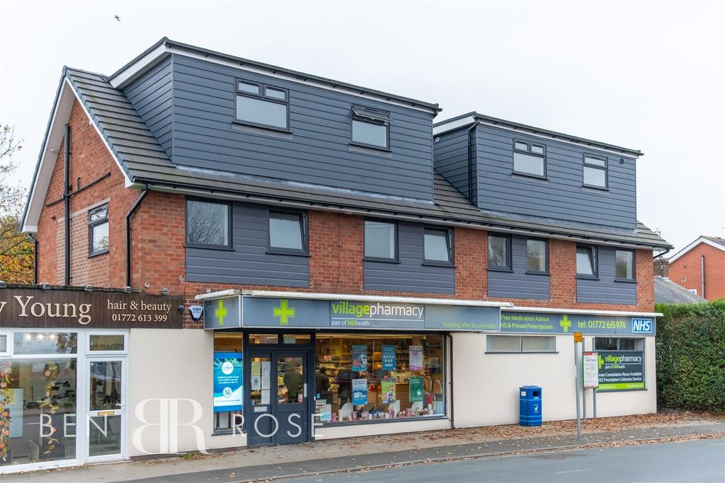 Property photo 1 of 12 Front External