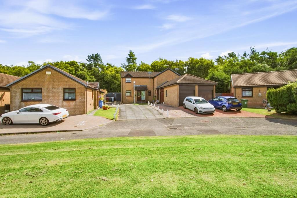 Property photo 3 of 32