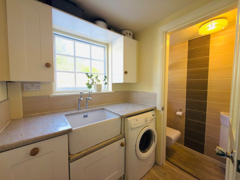 Additional image 15 of 5 bed detached house for saleBangors Road South, Iver SL0