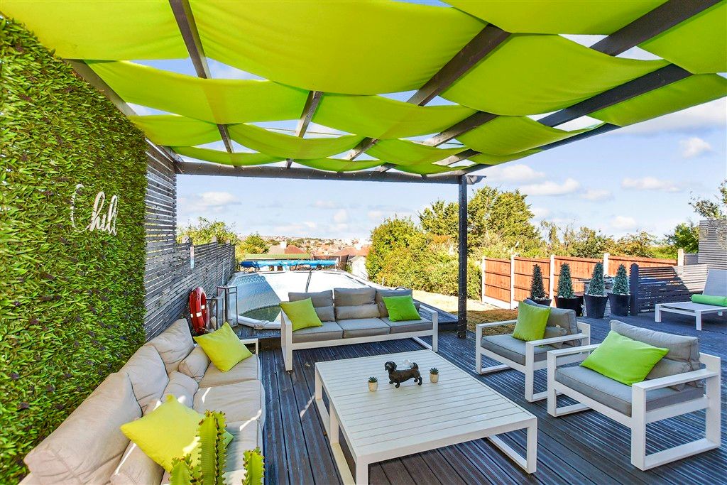 Property photo 3 of 14 Patio / Decking