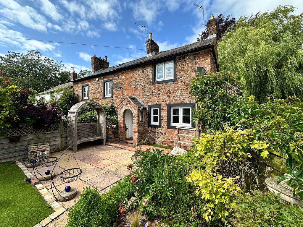 Property photo 1 of 15 High Forge