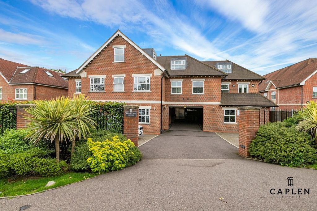 Property photo 1 of 1