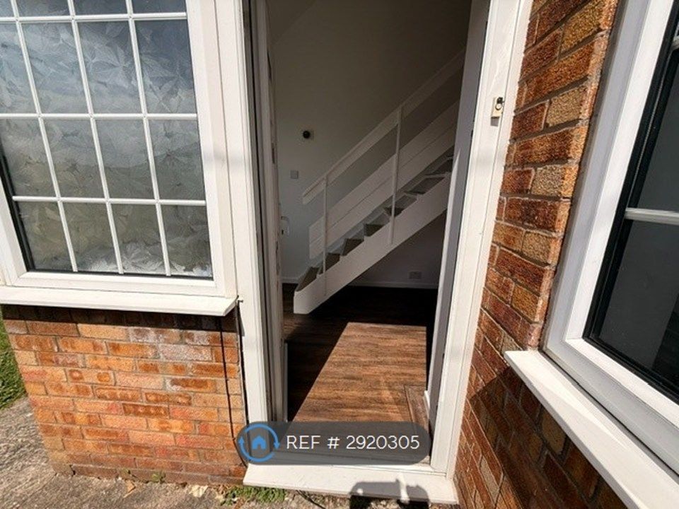 Property photo 3 of 28