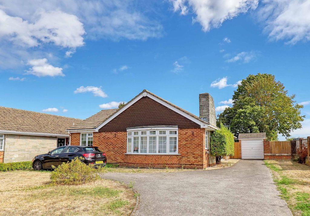 Property photo 1 of 12