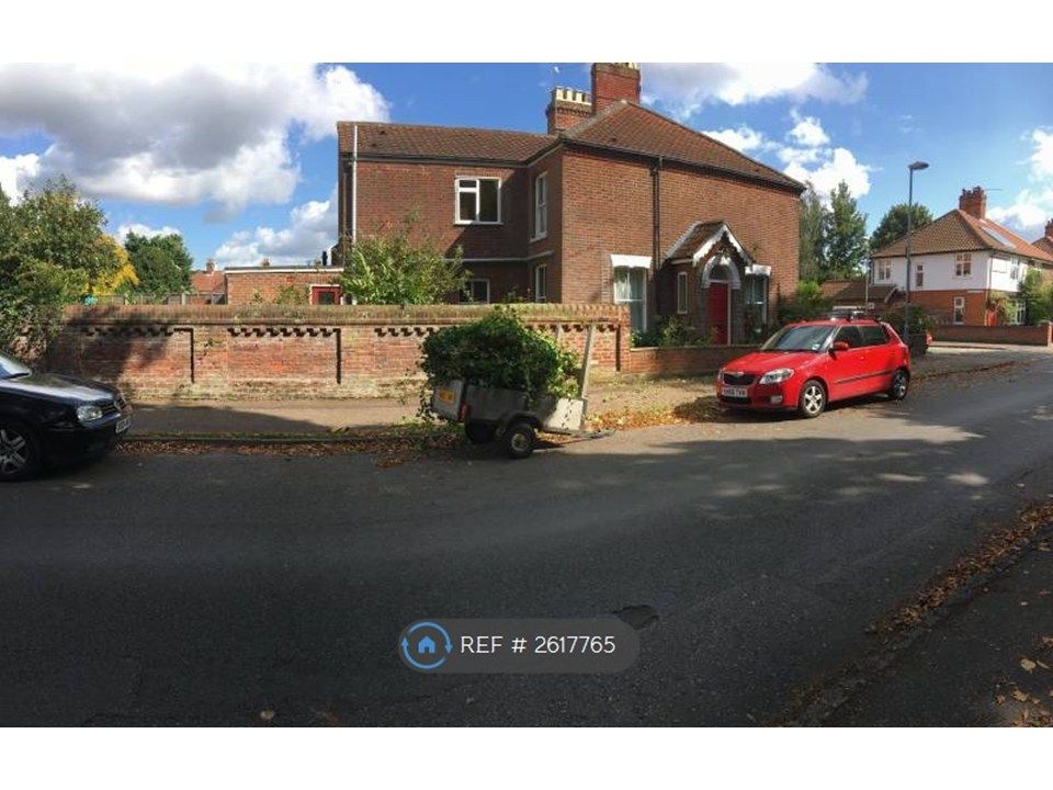 Property photo 1 of 16