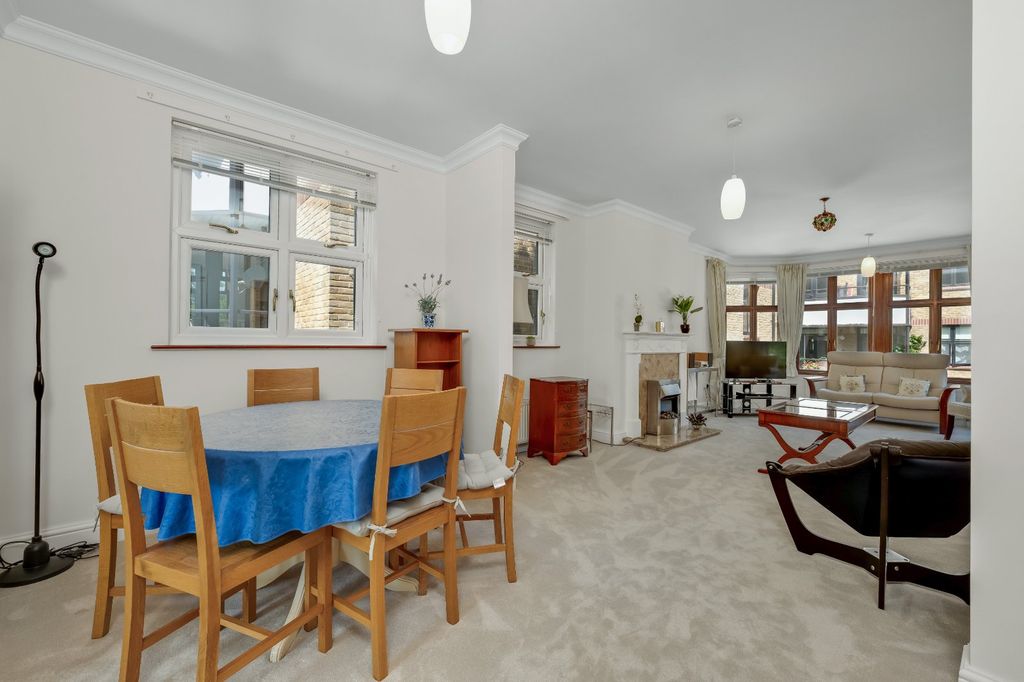 Property photo 3 of 14 Reception Room