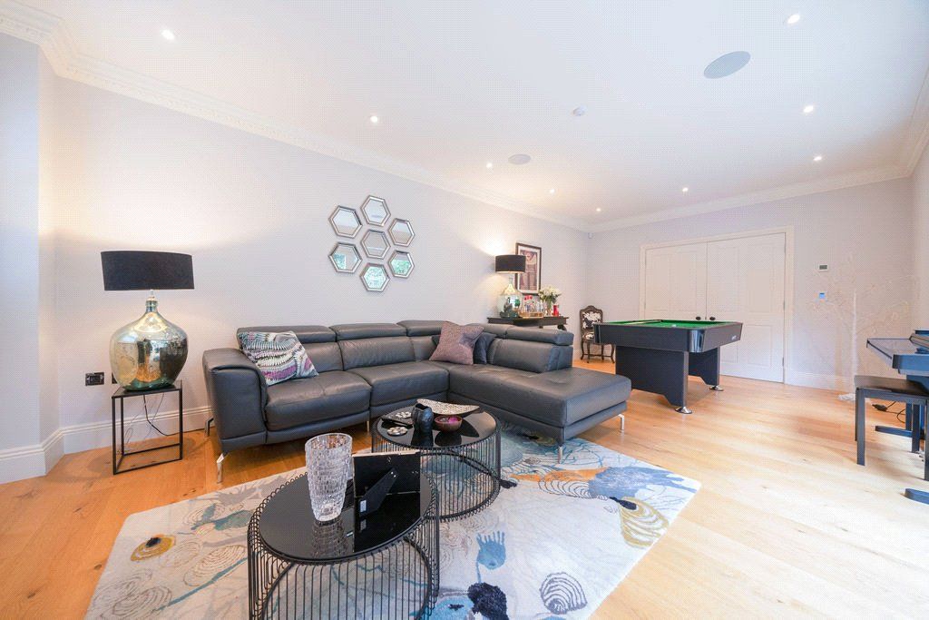 Property photo 3 of 23 Picture No. 07