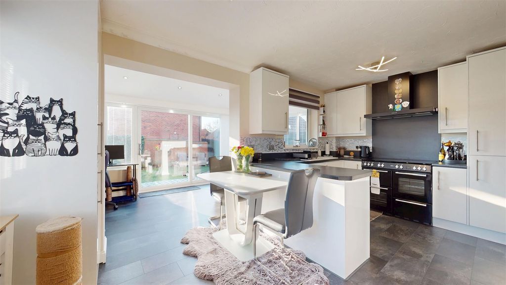 Property photo 2 of 24 03052026_091344.Jpg