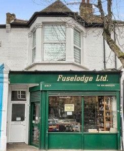 Property photo 1 of 10