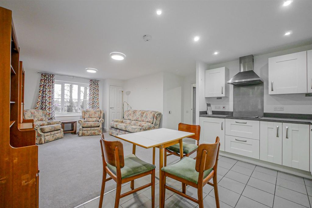 Property photo 3 of 10 Open-Plan Kitchen/Dining/Living Room