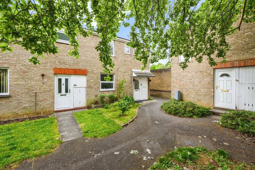 Property photo 1 of 9