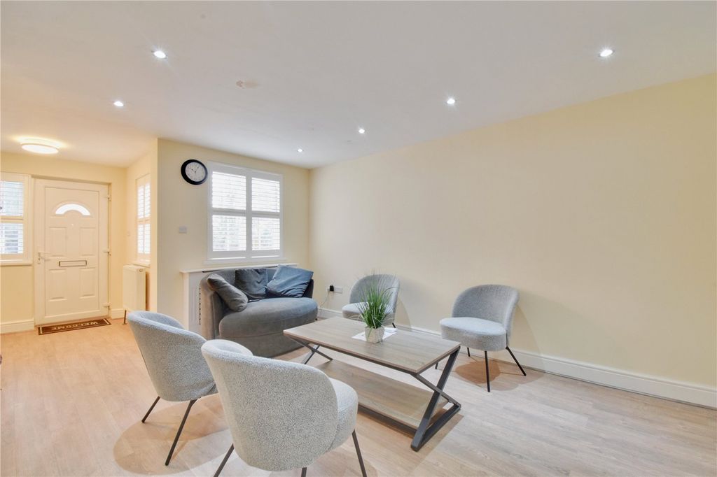 Property photo 3 of 15 Picture No. 04