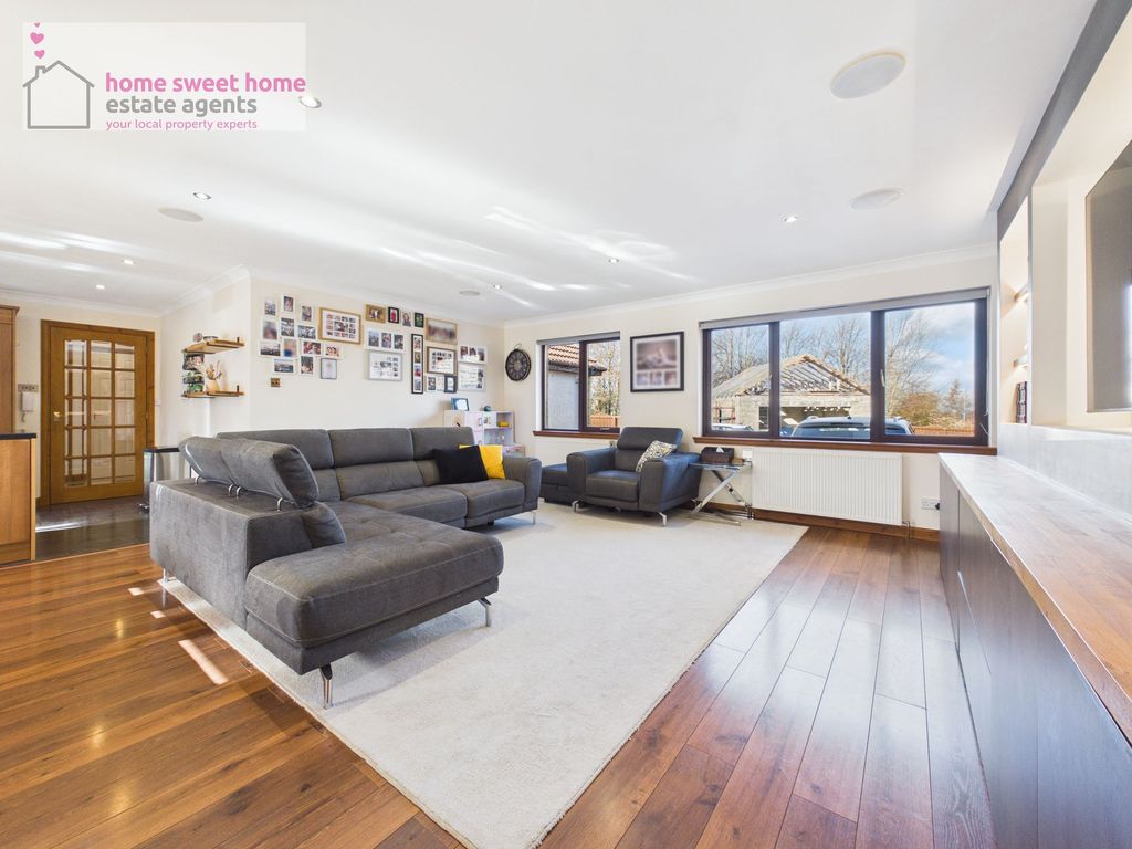 Property photo 3 of 47