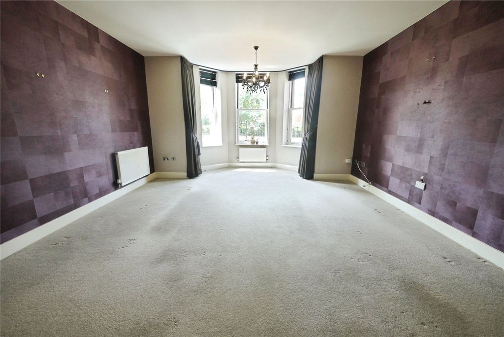 Property photo 3 of 19 Picture No. 35