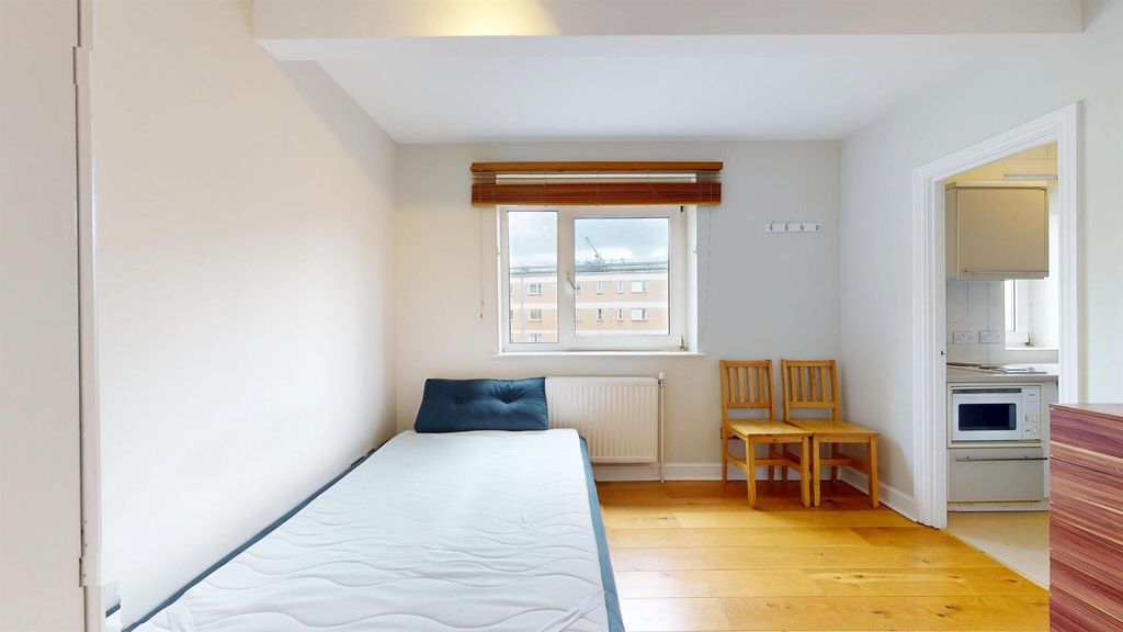Property photo 2 of 11 685Aaa355E644E4A6E7Ed292_Ac031E928E4F4F8041Fa85480