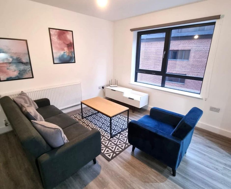 Property photo 2 of 9