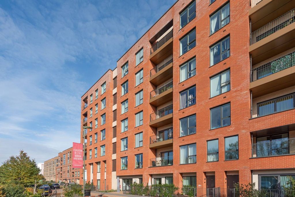 Property photo 2 of 10