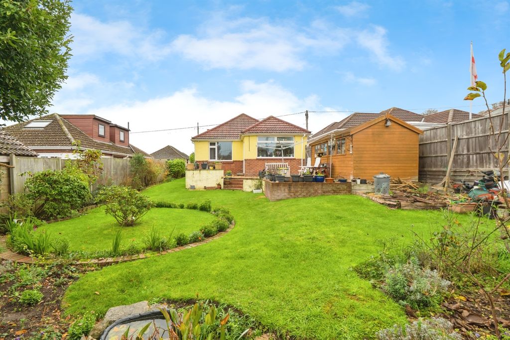 Property photo 3 of 13