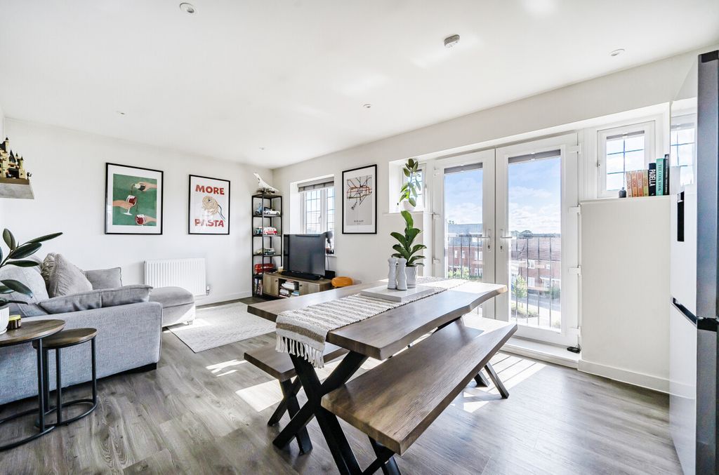 Property photo 3 of 23 1485017-18-6A44E9...