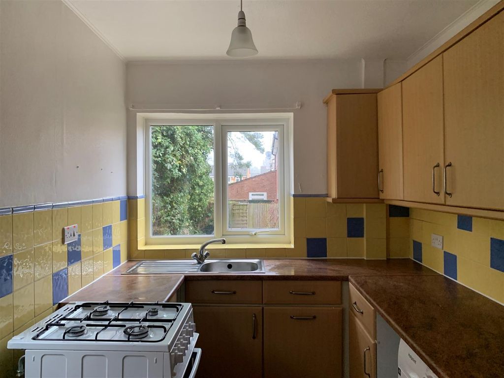 Property photo 3 of 26 Kitchen Photo.Jpg