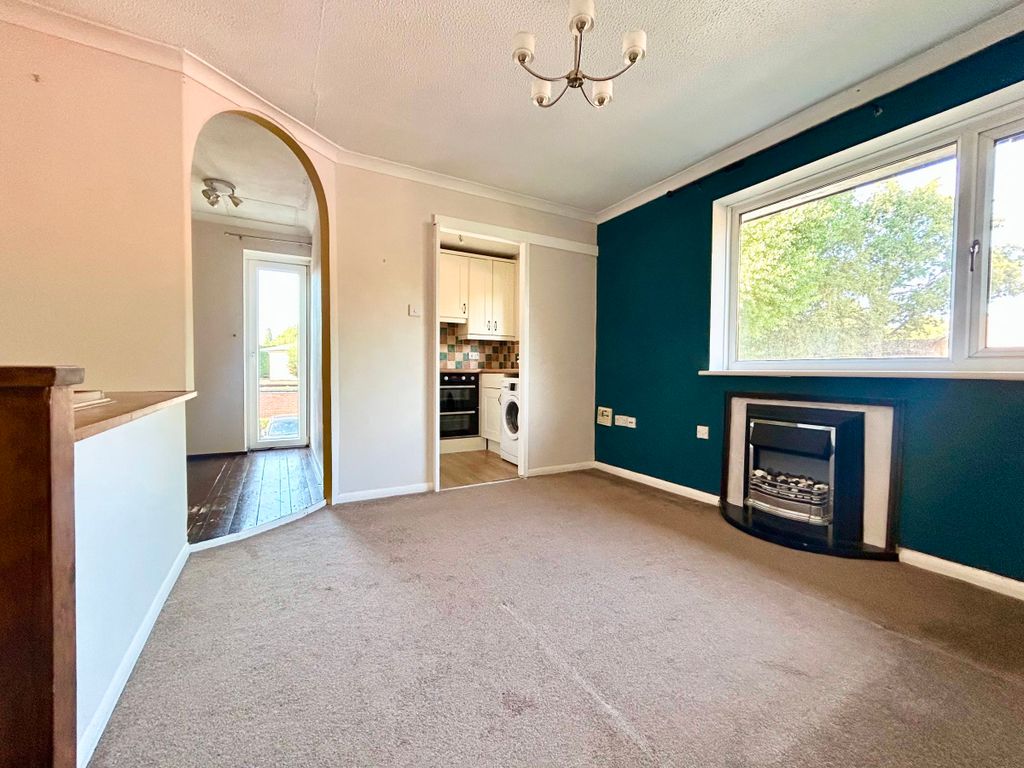 Property photo 3 of 6