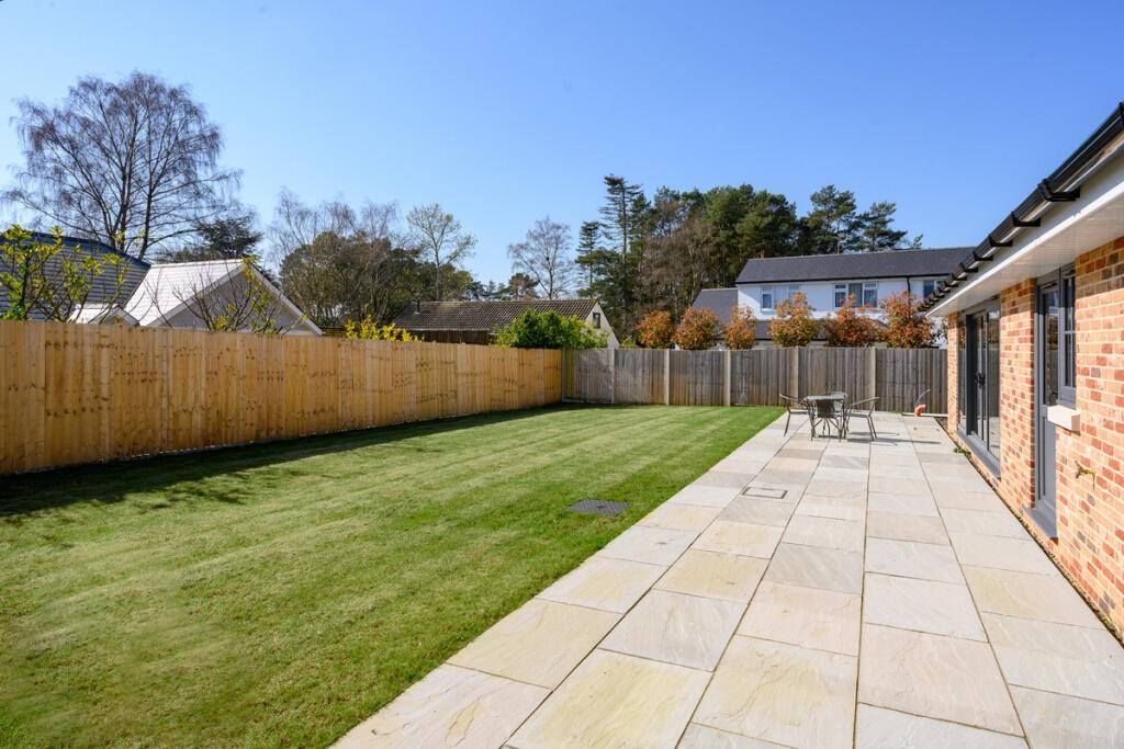 Property photo 3 of 7 Gallery