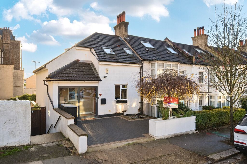 Property photo 1 of 28 Picture No. 02