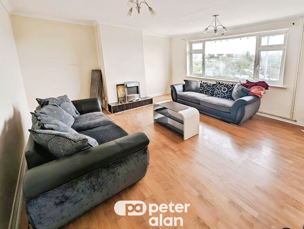 Property photo 1 of 25