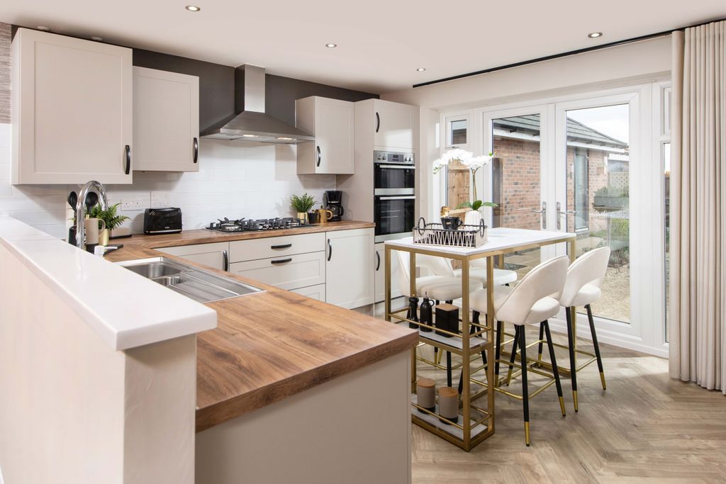 Property photo 2 of 10 Dwh Em Romans Quarter Avondale Kitchen Diner