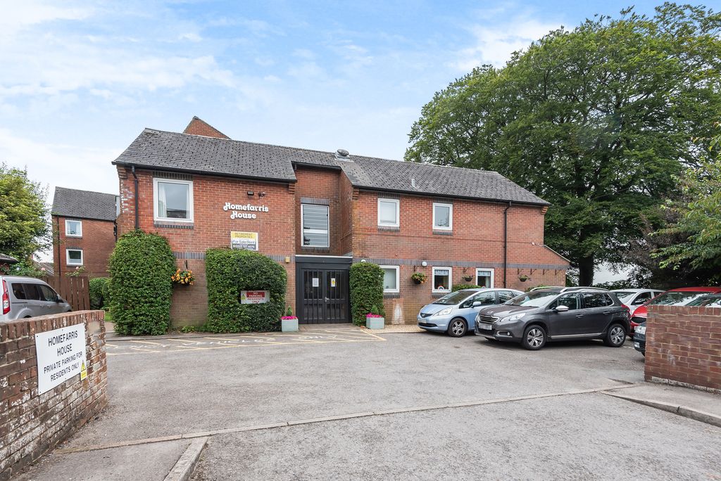 Property photo 1 of 10