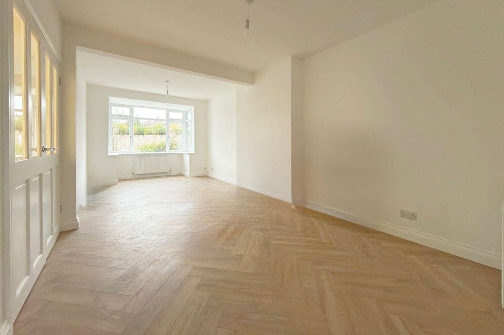 Property photo 3 of 9 Reception Room