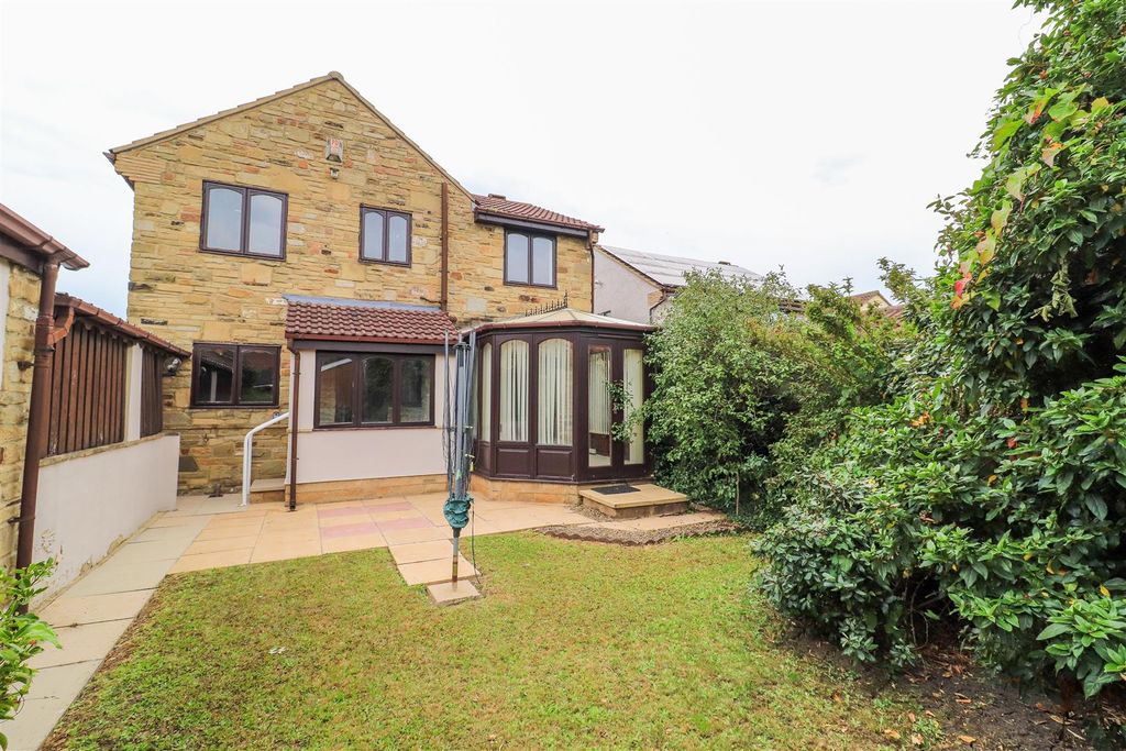 Property photo 2 of 13