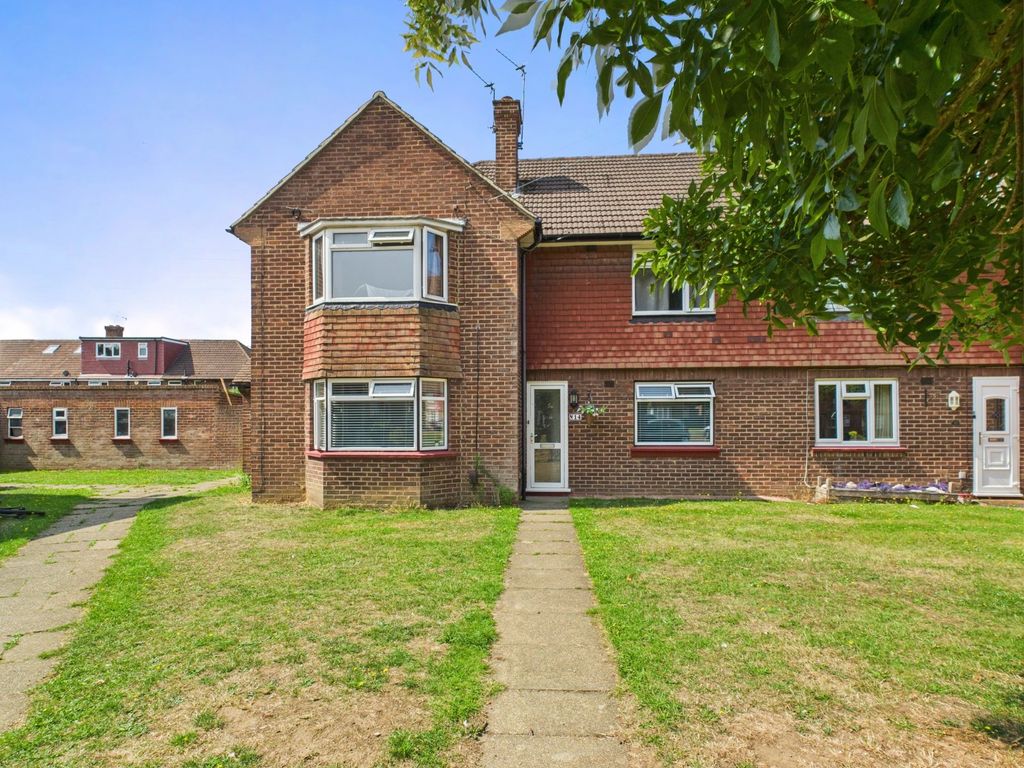 Property photo 1 of 9 Front