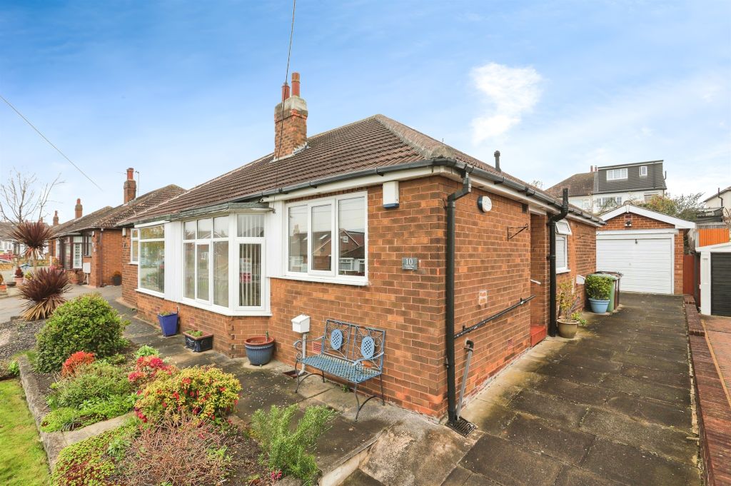 Property photo 2 of 17
