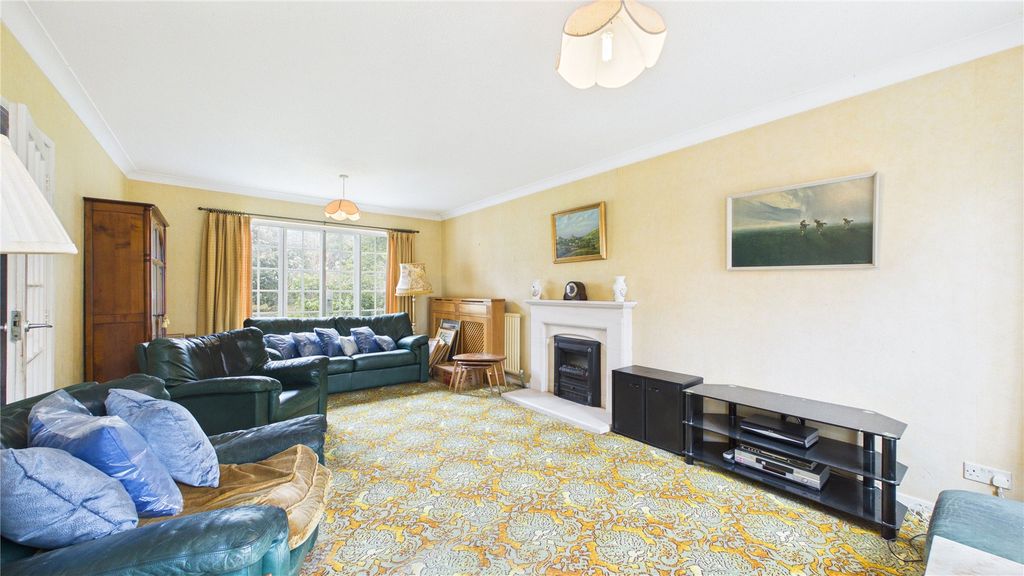 Property photo 3 of 15 Picture 3