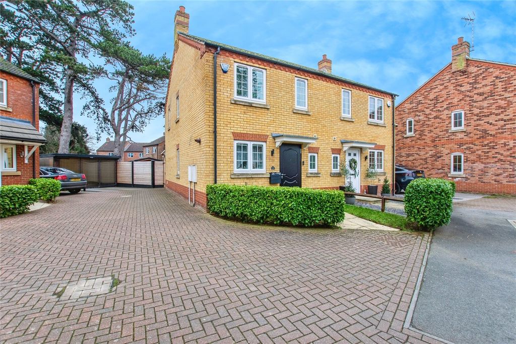 Property photo 1 of 16 Picture No. 18