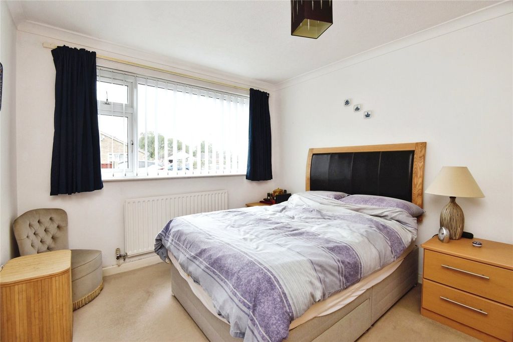 Property photo 3 of 22 Picture No. 17