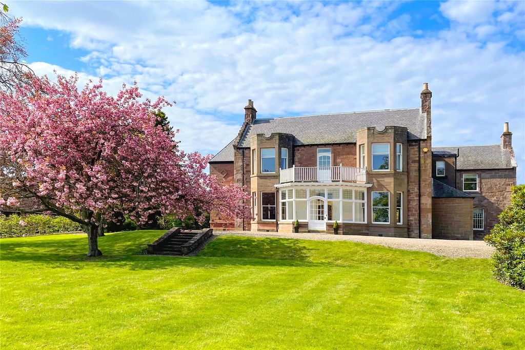 Property photo 1 of 39 Drumnacree House
