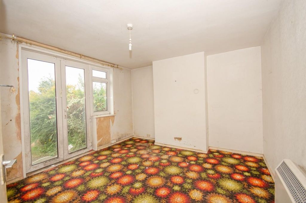 Property photo 3 of 14 Dining Room.Jpg
