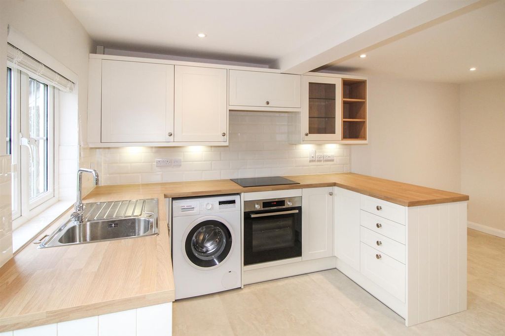 Property photo 2 of 20 Img_0925.Jpg