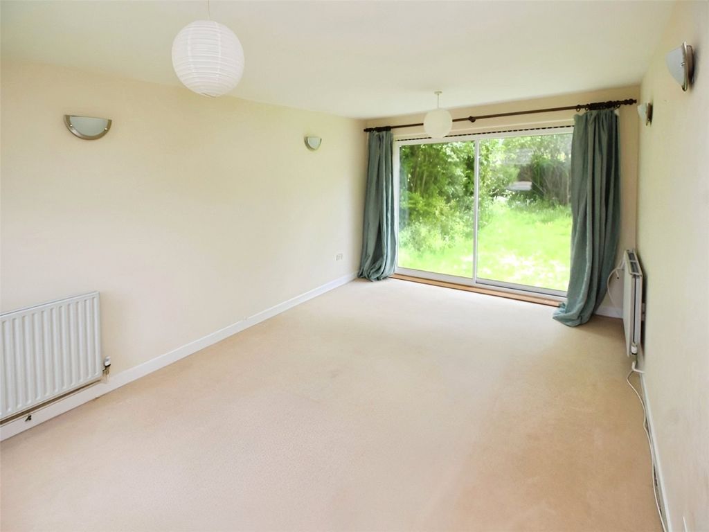 Property photo 3 of 12 Picture No. 25