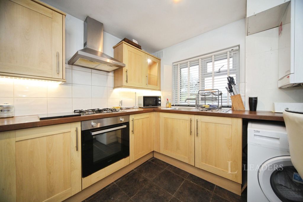 Property photo 2 of 10 Pbox-Img.Jpg