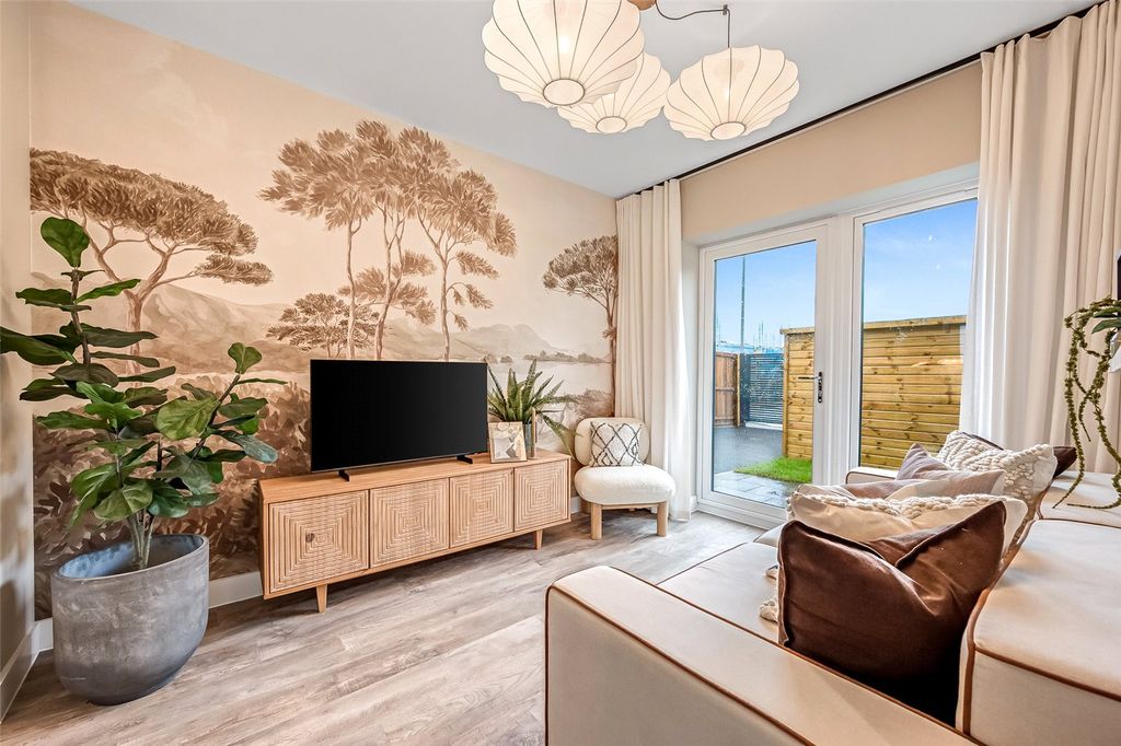 Property photo 2 of 13 Picture No. 02