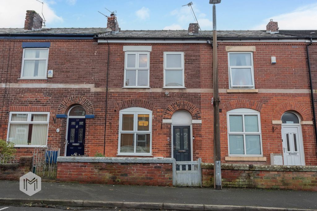 Property photo 1 of 20 Photograph