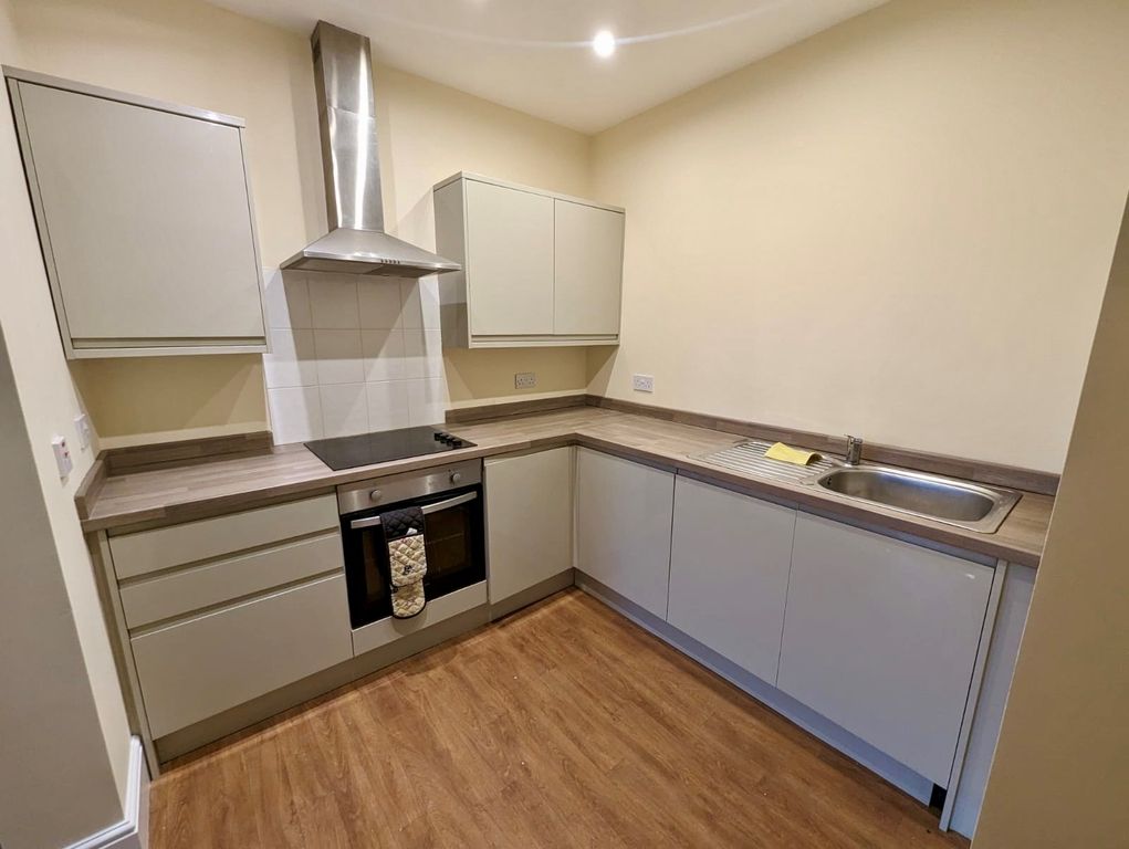 Property photo 1 of 5 Kitchen