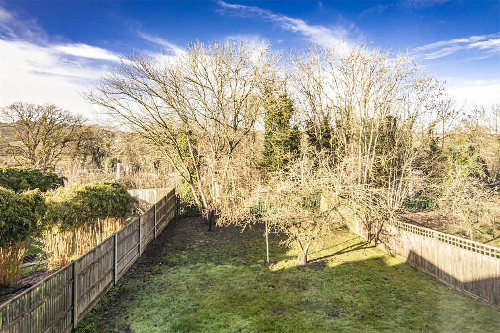 Property photo 3 of 11