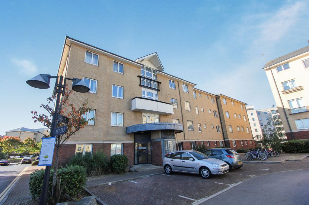 Property photo 1 of 12 External