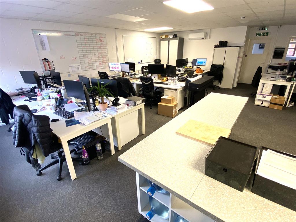 Property photo 2 of 8 Img_5732A.Jpg