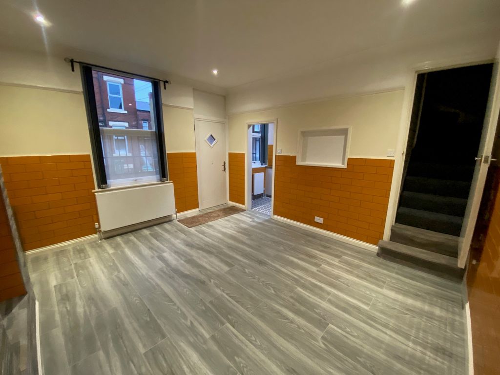 Property photo 3 of 9 Image